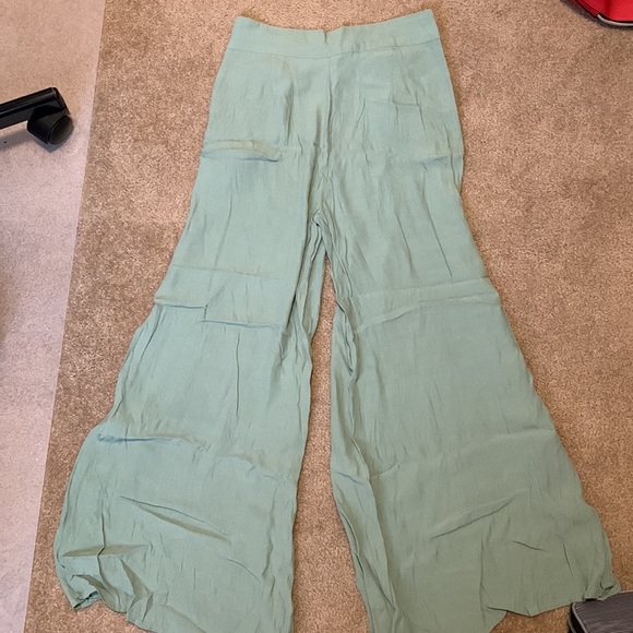 Pants - Picture 4 of 4